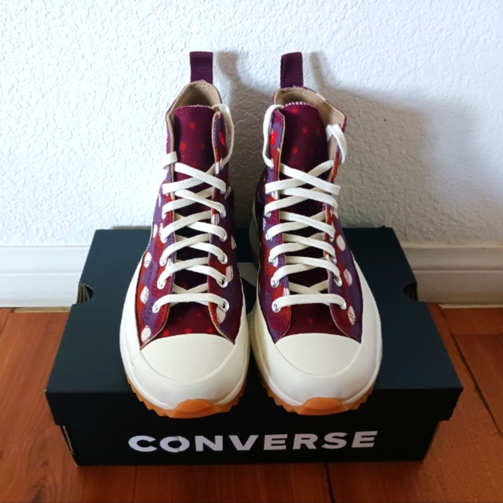 Converse - Picture 3 of 4